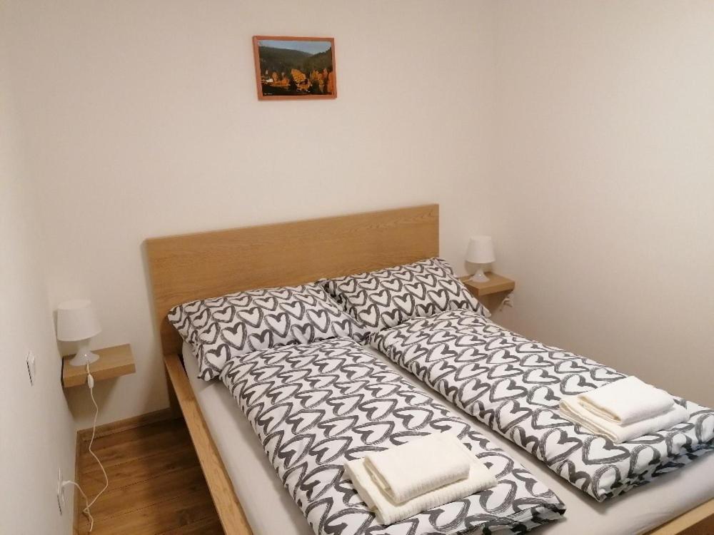 Apartmany Na Namesti Bozi Dar Luaran gambar