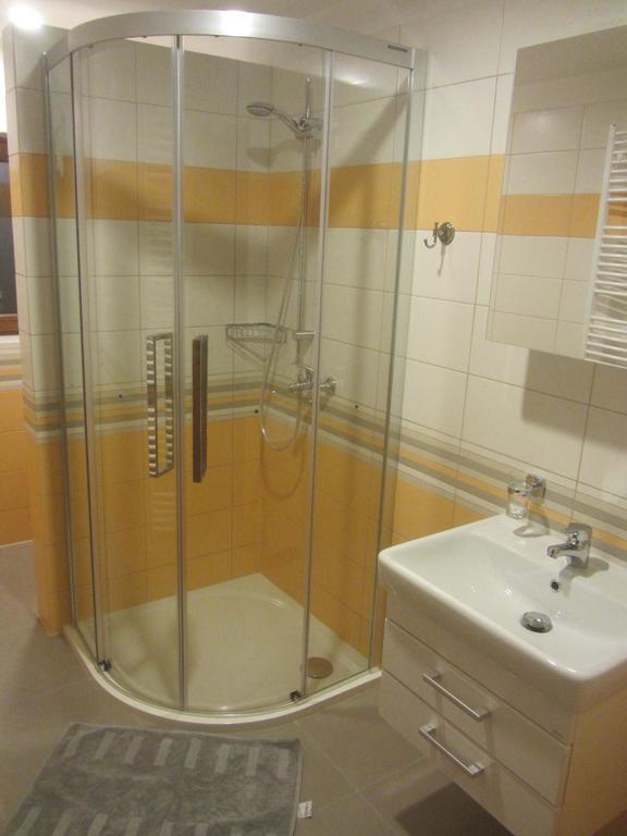 Apartmany Na Namesti Bozi Dar Luaran gambar