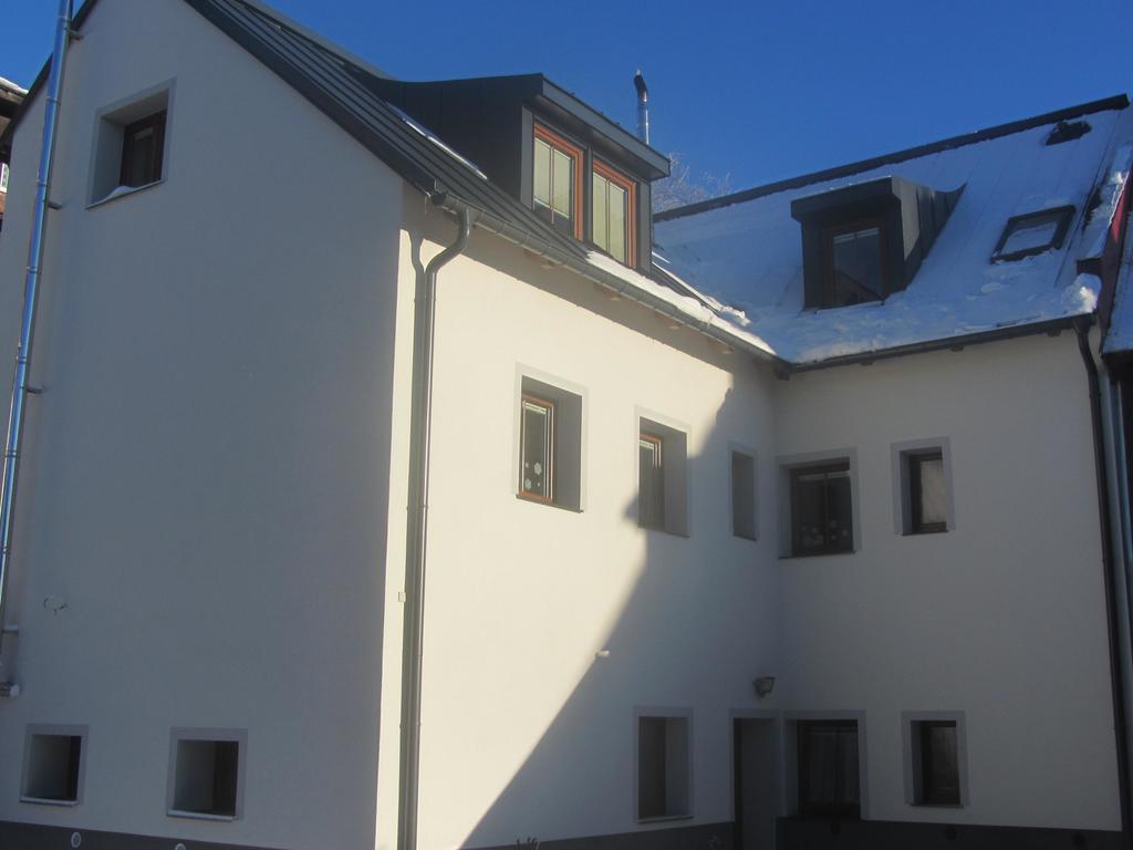 Apartmany Na Namesti Bozi Dar Luaran gambar