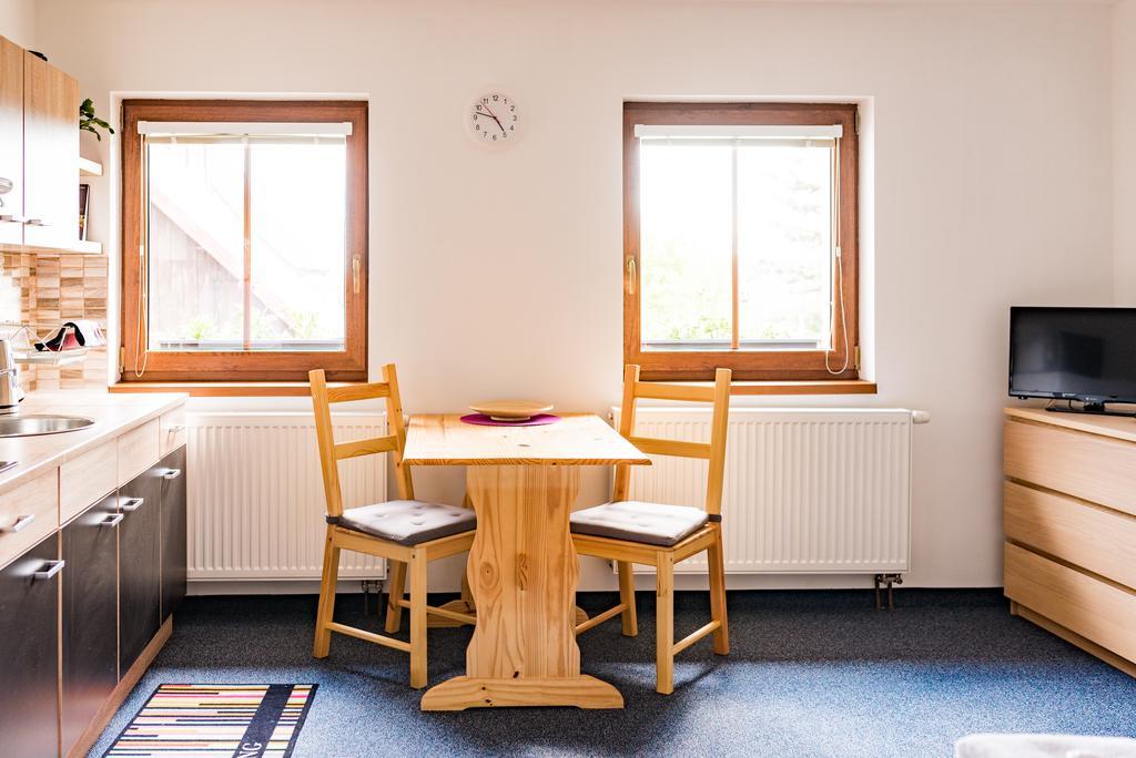Apartmany Na Namesti Bozi Dar Luaran gambar